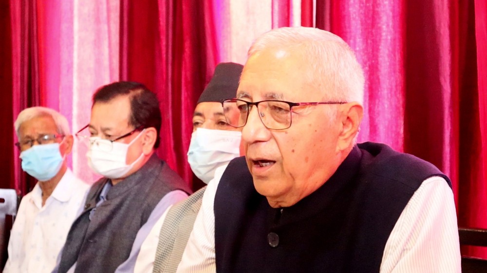 नेता डा. कोइरालाले भने :  ' गठबन्धन  कांग्रेसलाई क्षति नहुने गरी  गर्नुपर्छ'  
