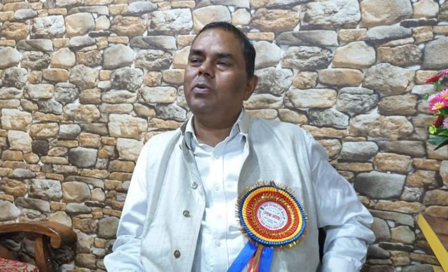 अध्यक्ष  यादवले भने   :   ' संबिधानको जो रक्षक हो, उनैले उल्लंघन गरे '