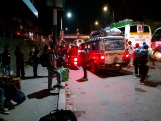 १७ लाखले छाडे काठमाडौँ उपत्यका  : “विभिन्न कारणले जान नपाएका  मंगलबारसम्म जाँदै ”