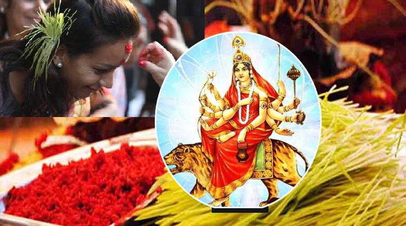 नवदुर्गाको प्रसाद र आशीर्वाद थाप्नेको लर्को  :  " चहल पहल  हिजोभन्दा बढी "