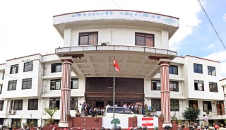 मिति घोषणा नभएकामा कांग्रेस सशंकित : 'माघ २९ भित्रै सम्पन्न गरिसक्नुपर्ने  थियो   !'