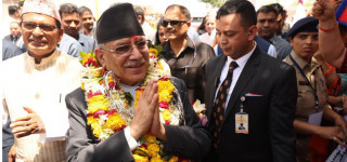 प्रधानमन्त्री दाहाल इन्दोरमा   :  ' महाकालेश्वर मन्दिरकाे अवलोकन'