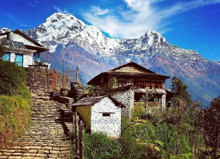 प्रकृति र संस्कृतिको संगम  घान्द्रुक : " मौलिकता गुमाउँदै " 