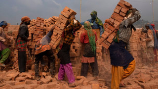 सुधारका सङ्केत  :" तर अझै छैन ‘ढुक्क बन्न सक्ने’अवस्था "