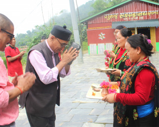 आदिकवि क्याम्पस  : "  तनहुँको  दुबुङलाई मितेरी गाउँ’ बनाउँदै "