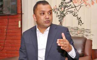 महामन्त्री थापाको टिप्पणी   :" तपाईंहरु विश्राम लिनुस्, यो व्यवस्था केही हुँदैन "  