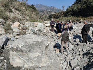 अयोध्या लगिएको देवशिलास्थल  : "   धार्मिक पर्यटकीय गन्तव्य बनाइँदै "