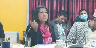 सांंसद विक भन्छिन  :" युवा पलायन रोक्न कृषि र पर्यटनमा लगानी बढाउनुपर्छ "