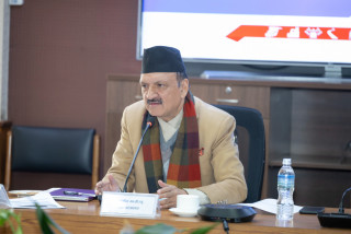अर्थमन्त्री डा. महतले  भने   :   " नागरिकको जीवनस्तर उकास्ने  बजेट तर्जुमा हुन्छ "