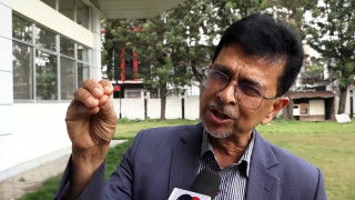 गृहमा मध्यमार्गी खोजिँदै  : " राजेन्द्र पाण्डेमा सहमति ! "