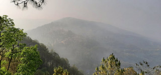 पश्चिमी न्यून चापीय प्रणालीको  आंशिक   प्रभाव   : '  वर्षा र हिमपातको सम्भावना '