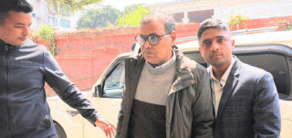 माओवादी उपाध्यक्ष कृष्णबहादुर महरा प्रहरी नियन्त्रणमा