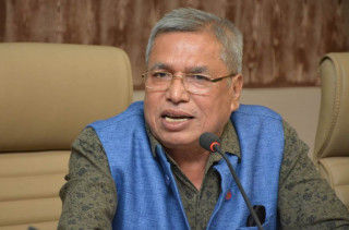 चेम्बर अध्यक्ष अग्रवाल भन्छन  :  " लगानी सम्मेलन बजारमा सामान किनबेच गरे जस्तो होइन "  