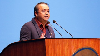 महामन्त्री थापाले भने  : 'सहकारी र गिरिबन्धु टि इस्टेट प्रकरणमा मिलेर जाने '