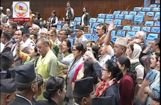 प्रतिनिधिसभा  बैठक प्रारम्भ   :  " संसद्मा  कांग्रेसको अवरोध कायमै "