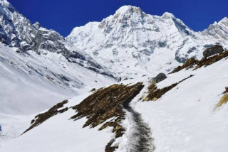 हिमाल आरोहणको ७४ वर्ष   : ' पहिलो मानव पाइला परेको त्यो दिन ..... '