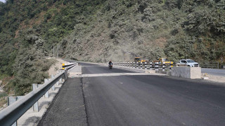 विस्तार कार्य तीब्र  : ' ५३ किलोमिटर सडक कालोपत्र  सकियो '