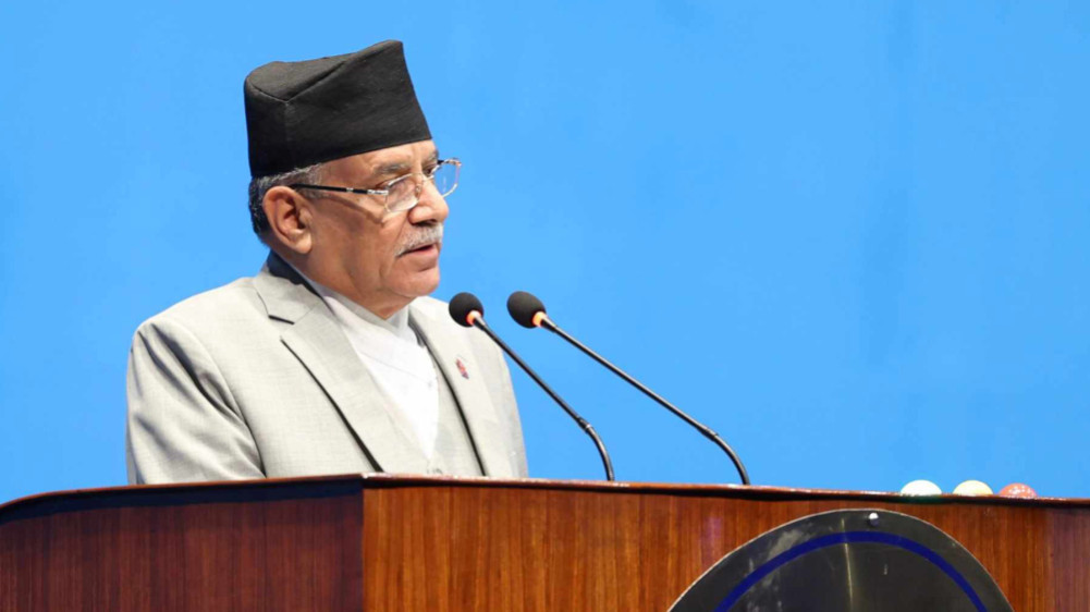 संसद्‌मा  गम्भीर प्रश्न  :  " सरकार र प्रधानमन्त्रीभन्दा बलियो शक्ति को ? "