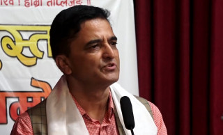 सचिव भट्टराईले भने  :   " संविधान संशोधनमा सबै दलको साथ लिन्छौ "  