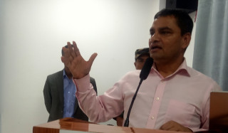 ' सरकारकोे पहिलो प्राथमिकता  :  नागरिकलाई  सहज स्वास्थ्य सेवा '
