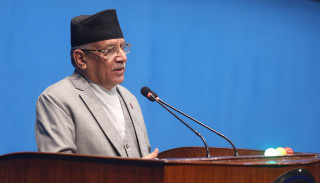 अध्यक्ष दाहालले भने  :  ' वर्तमान सरकार बाहिरी शक्तिबाट बनेको हो '