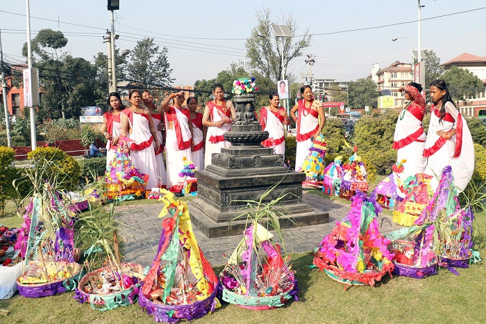  सामाचकेवा पर्व  : '  भाई- बहिनीको प्रेमको प्रतीक, तराइमा मनाइँदै '
