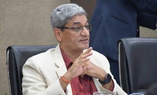 गृहमन्त्री लेखकले भने : "  एजेन्डा तय  कांग्रेस–एमालेको सहमतिमा  "