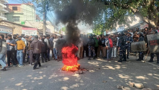 सिमरामा तनाव : ' जेन- जीले गरे कर्फ्यु अवज्ञा गर्दै प्रदर्शन '