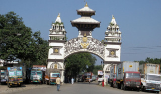 पछिल्लो चार महिना :  ' दुई खर्ब ८४ अर्बको सामान भित्रियो '