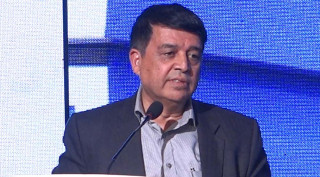 अध्यक्ष ढकालले भने : ' लगानीको सम्भावना छ, ढुक्क हुनुहोस् '