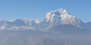 हिमाल आरोहण  सुरु   :  ' पहिलो दिन ९ जनाले गरे आरोहण '