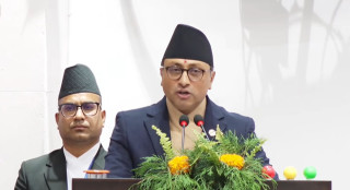 अर्थमन्त्री वाग्लेले ल्याए :  ' २१ खर्ब २४ अर्ब रुपैयाँको बजेट '