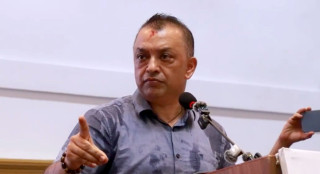सभापति थापाले भने : ' प्रधानमन्त्रीले संसदबाट जनतासँग माफी माग्नुपर्छ '