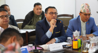 अर्थमन्त्री वाग्लेले भने :  अपराधीबाट- ' प्रधानमन्त्री र ममाथि आक्रमण  '