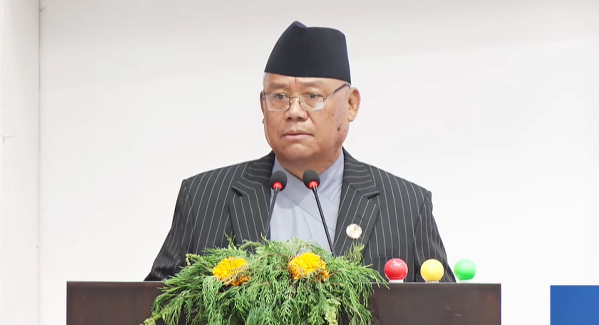 मुलुकमाथि उठेका प्रश्न - ' प्रधानमन्त्रीको उपस्थिति भन्दा ठूला र संवेदनशील '