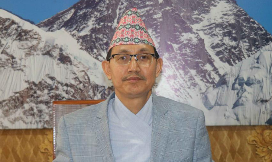 सरकारका  मुख्यसचिव : '  गोविन्दबहादुर कार्की नियुक्त '