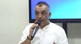सभापति थापाले भने : ' सरकारसंग काँध मिलाउन  छौं '